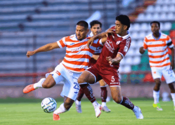 Protagoniza correcaminos espectacular empate en Zacatecas