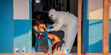 OMS reporta 506 muertes por brote de ébola en República Democrática del Congo