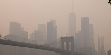 Humo de Canada llega a NY antes de la final del Mundial