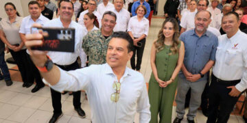 Asiste alcalde a presentación del programa de la Cultura de Seguridad Nacional