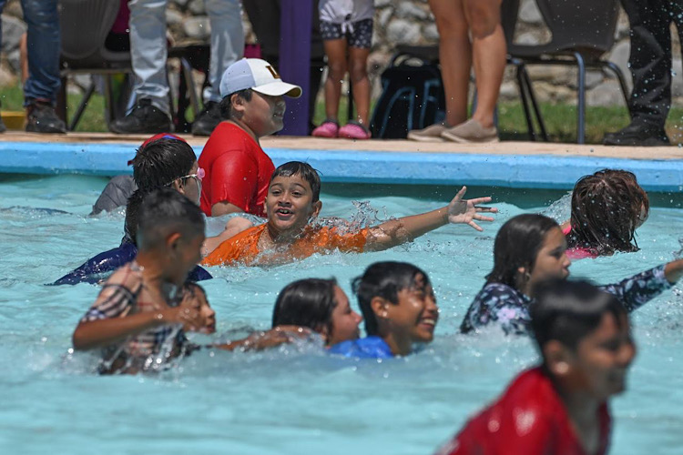 Cumplen servidores públicos con declaración patrimonial
