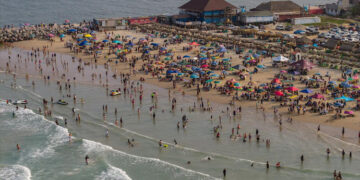 Vacaciones dejan siete fallecidos en carreteras y playas