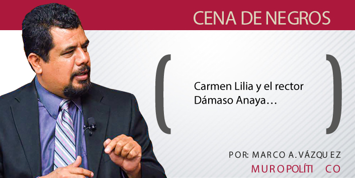 Carmen Lilia y el rector Dámaso Anaya…