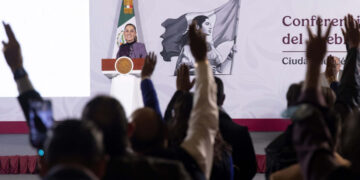 Sheinbaum va contra gobernadores y Alcaldes con doble nacionalidad