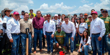 Contará la UAT con más y mejores edificios e infraestructura en  Nuevo Laredo
