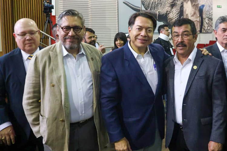 Celebra Patty Chío a Adultos Mayores de la Estancia Segura del DIF