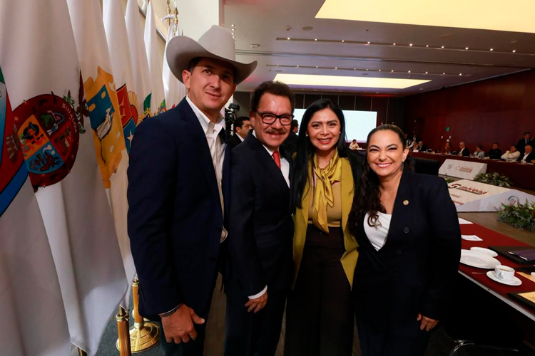 Carmen Lilia impulsa vivienda digan