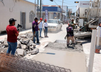 Continúa Patty Chío con la rehabilitación de vialidades