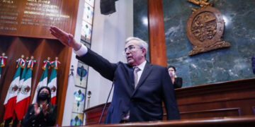 Rocha Moya retoma la gubernatura de Sinaloa tras 112 días de licencia