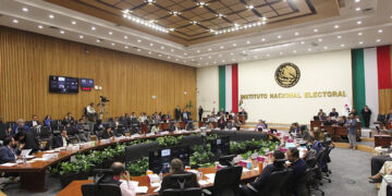 Proyectan erradicar gusano barrenador en dos meses