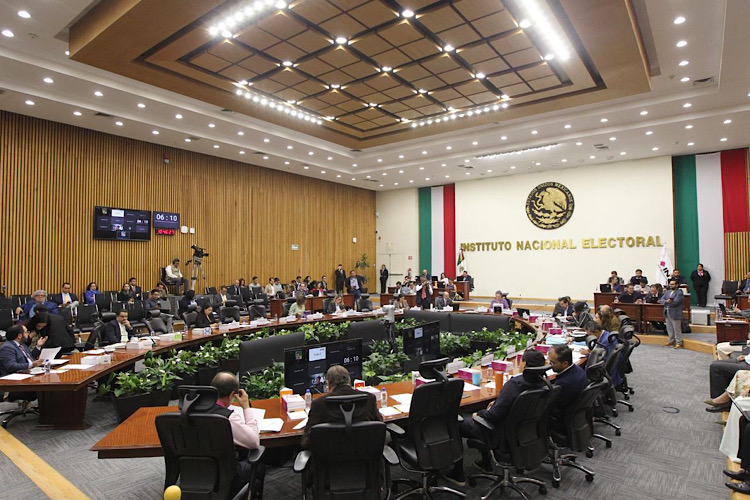 Proyectan erradicar gusano barrenador en dos meses