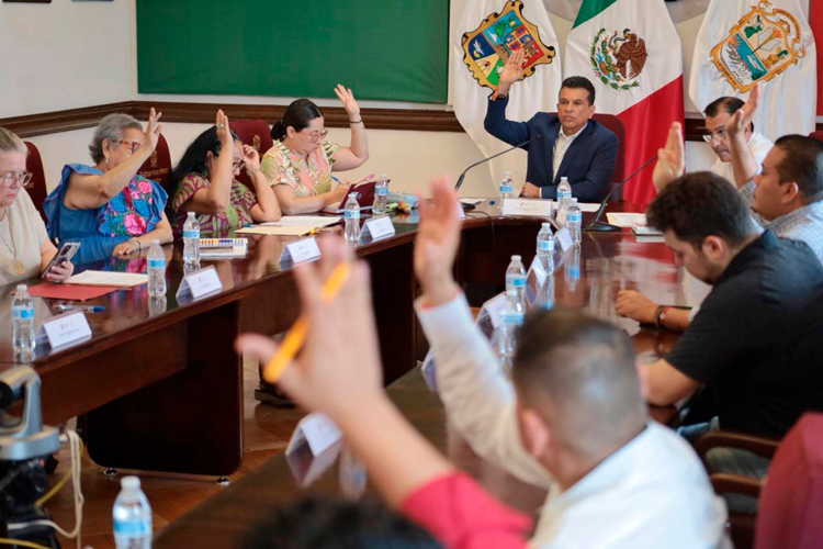 Destaca rector Dámaso Anaya avances institucionales de la UAT ante el Patronato Universitario