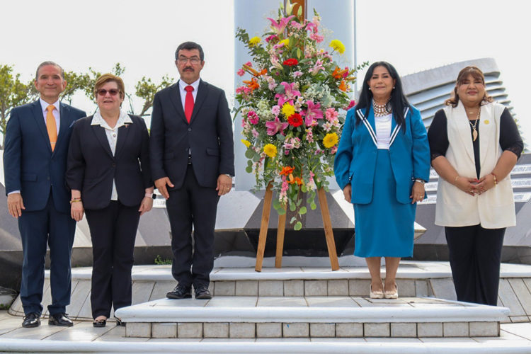 “La UAT es una universidad moderna, dinámica, con rostro humano y corazón social”: rector Dámaso Anaya