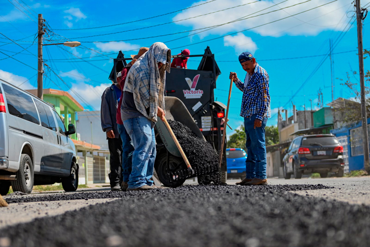 Registra gran avance el plan de rehabilitación de calles en Victoria