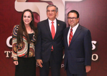 Reconoce Carmen Lilia liderazgo de gobernador Américo Villarreal