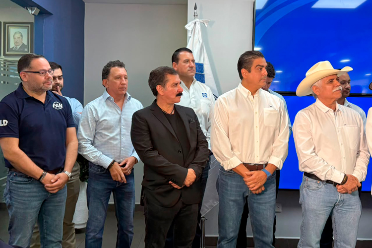 Carmen Lilia acompaña a Gobernador a inauguración de la Feria Tamaulipas