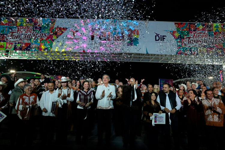 Carmen Lilia acompaña a Gobernador a inauguración de la Feria Tamaulipas