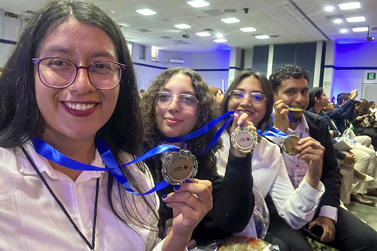 Inauguran Congreso de Ciencias Veterinarias en el 69 Aniversario de la FMVZ de la UAT