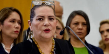 Analizan licencias de alcoholes según tamaño comercial
