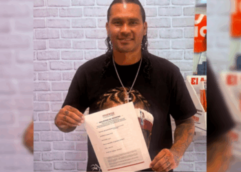 Gullit Peña busca candidatura morenista en León