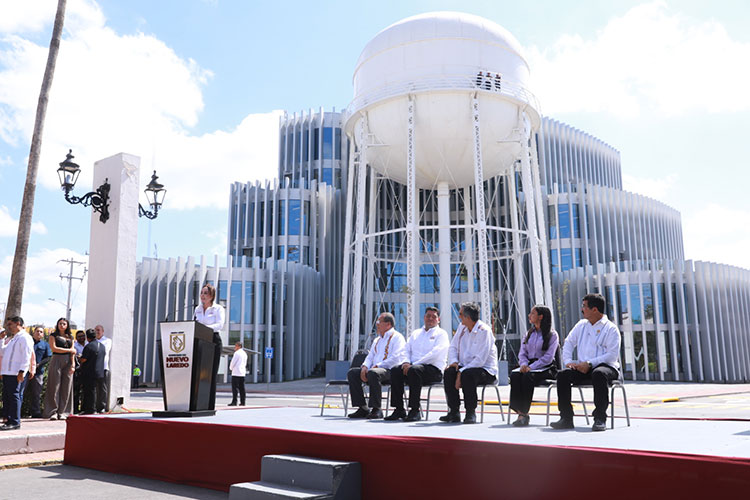 Américo y Carmen Lilia abren una ventana hacia las estrellas en Nuevo Laredo